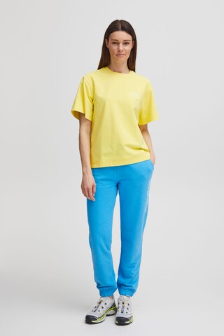 T-shirt 'Sabina' The Jogg Concept en jaune