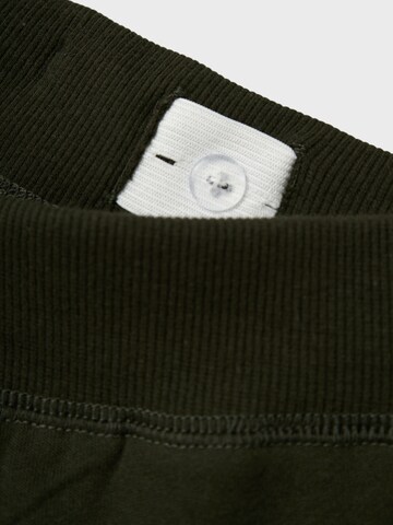Effilé Pantalon NAME IT en vert