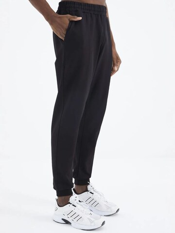 Tuta da jogging di Tommy Life in grigio
