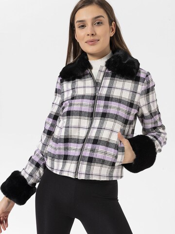Jimmy Sanders Jacke in Lila: Vorderseite