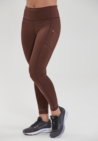 ENDURANCE Skinny Spodnie sportowe 'Thadea' w kolorze brązowy: przód