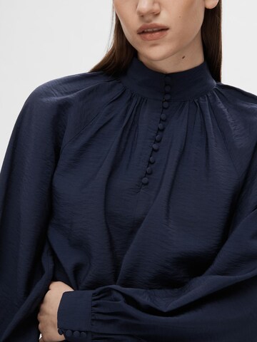 SELECTED Bluse in Blau