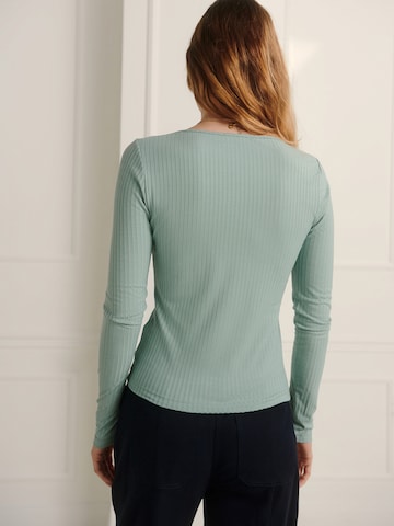 Guido Maria Kretschmer Women Shirt 'Jasmina' in Groen