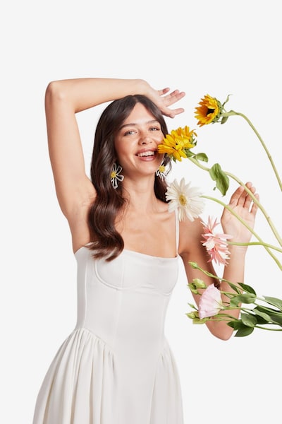 HOLLY LOLLY Dress in 40 in White, Item view