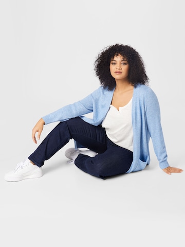 Cardigan 'Esly' ONLY Carmakoma en bleu