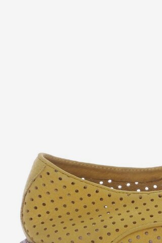 CLARKS Flats & Loafers in 38 in Yellow