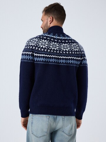 Next Pullover in Blau