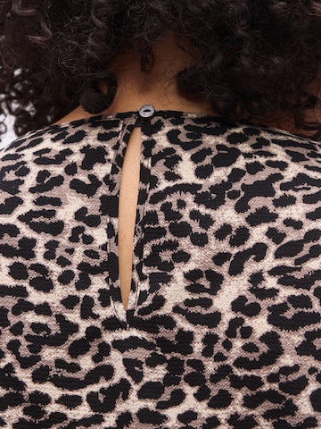 ONLY Carmakoma Blouse 'CARVICA' in Grey