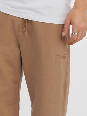 Young Poets Tapered Pants 'Maleo' in Brown