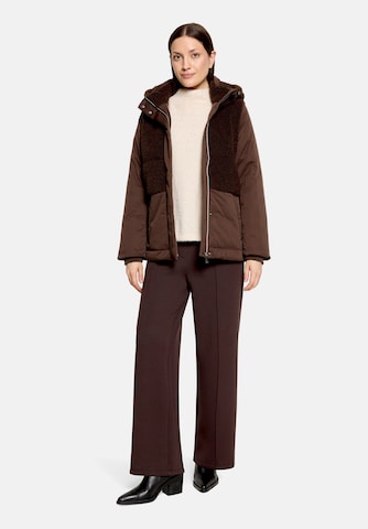 Cartoon Winterjas in Bruin