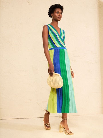 love & roses Neulemekko värissä vihreä