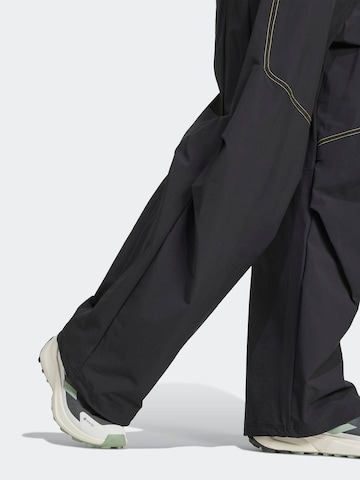 ADIDAS TERREX Loosefit Outdoorbroek 'National Geographic' in Zwart