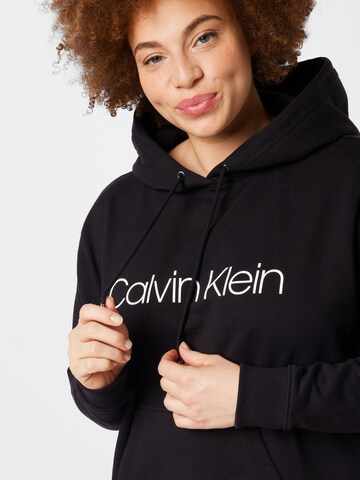 Sweat-shirt Calvin Klein Curve en noir