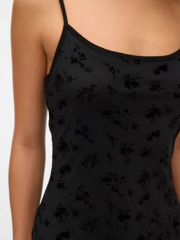 VERO MODA Kleid 'VMHELLA' in Schwarz