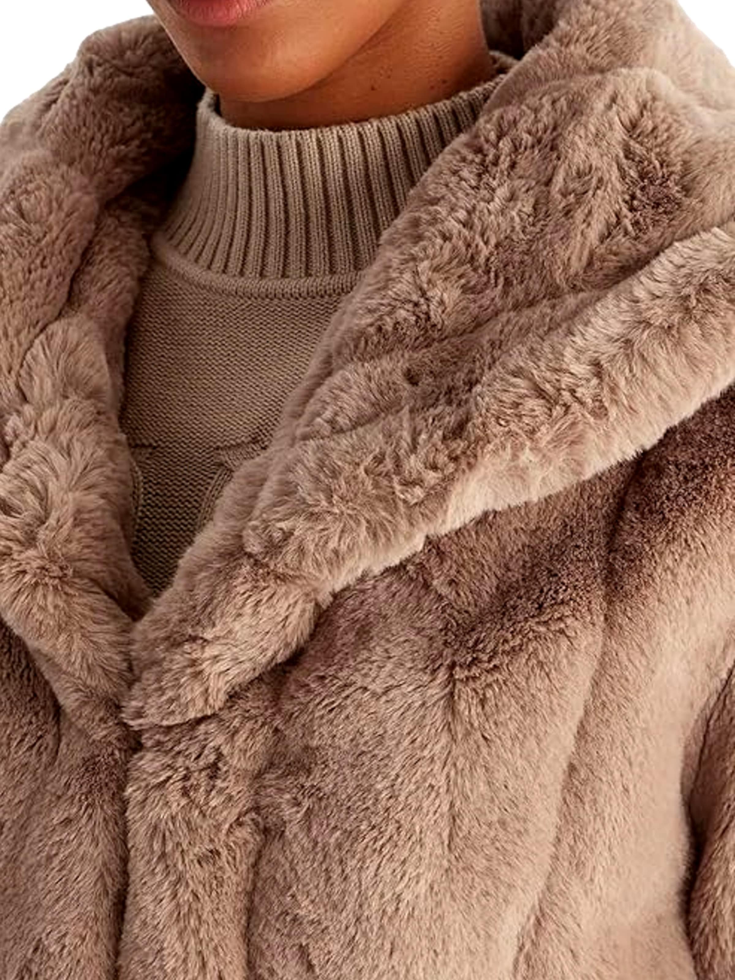 GUESS Демисезонная куртка в Коричневый
