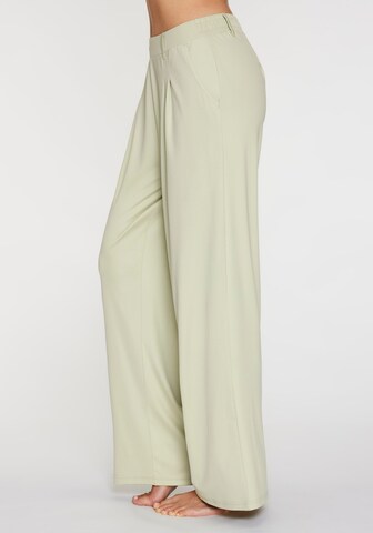H.I.S Wide leg Pleat-Front Pants in Green