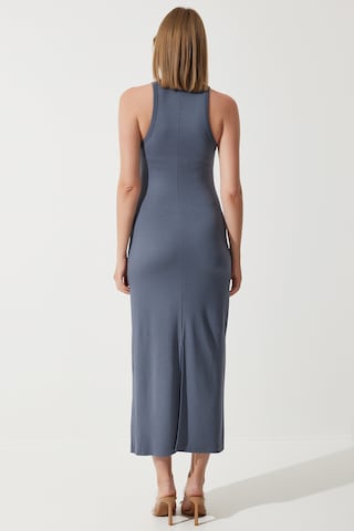 Happiness İstanbul Šaty – šedá