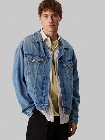 Calvin Klein Jeans Tussenjas in Blauw: voorkant