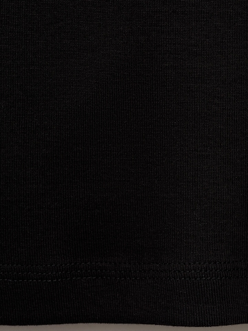 Tricou 'ENI' de la MANGO pe negru