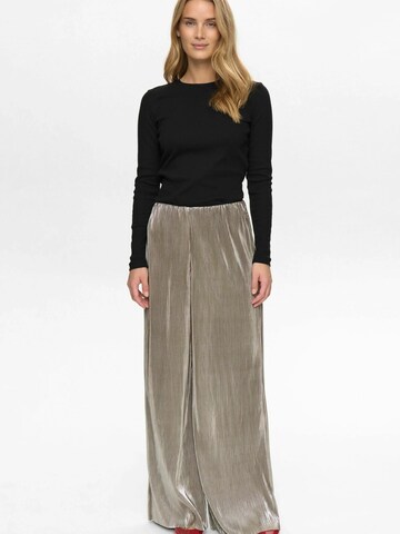 NÜMPH Loosefit Housut ' NUJIVA ' värissä beige