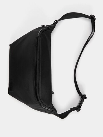 Pull&Bear Gürteltasche in Schwarz