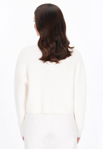 Cardigan usha WHITE LABEL en blanc