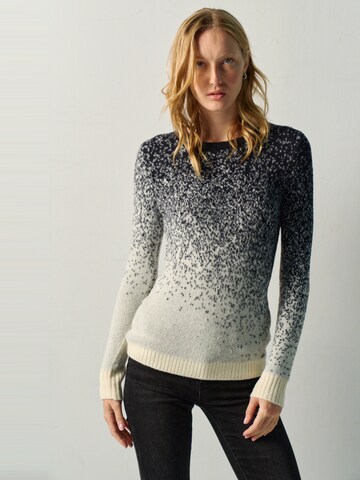 Pull-over KOROSHI en noir : devant
