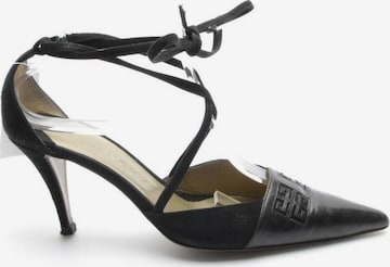 Givenchy High Heels & Pumps in 39 in Black: front