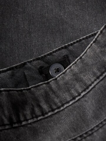 TWO SOON Regular Jeans in Grijs