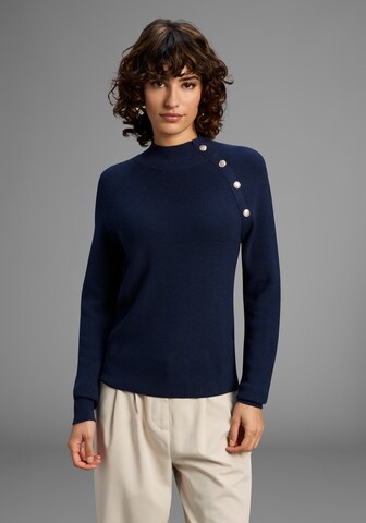 LAURA SCOTT Sweater in Blue: front