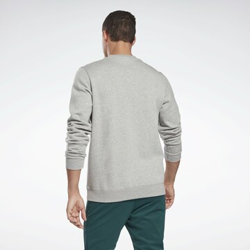 Sweat-shirt Reebok en gris