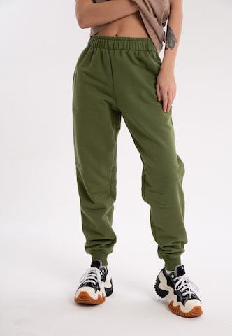 Regular Pantalon de sport ET Nos en vert : devant