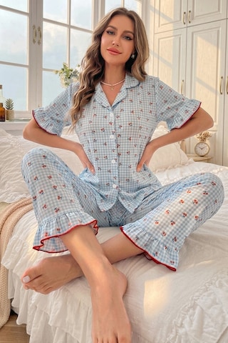 Trendyol Pyjama in Blauw
