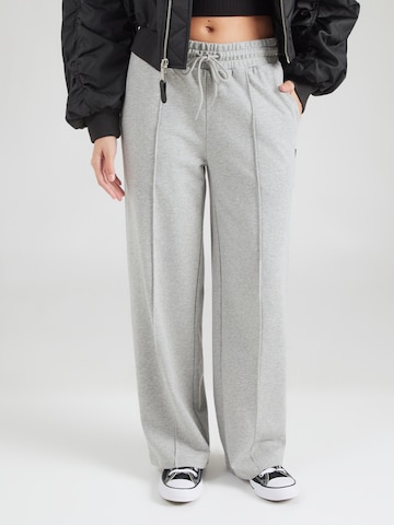 Loosefit Pantalon 'STAR CHEV' CONVERSE en gris : devant