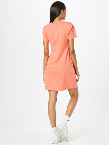 Nike Sportswear Kleid in Orange