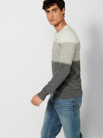 Pull-over KOROSHI en gris