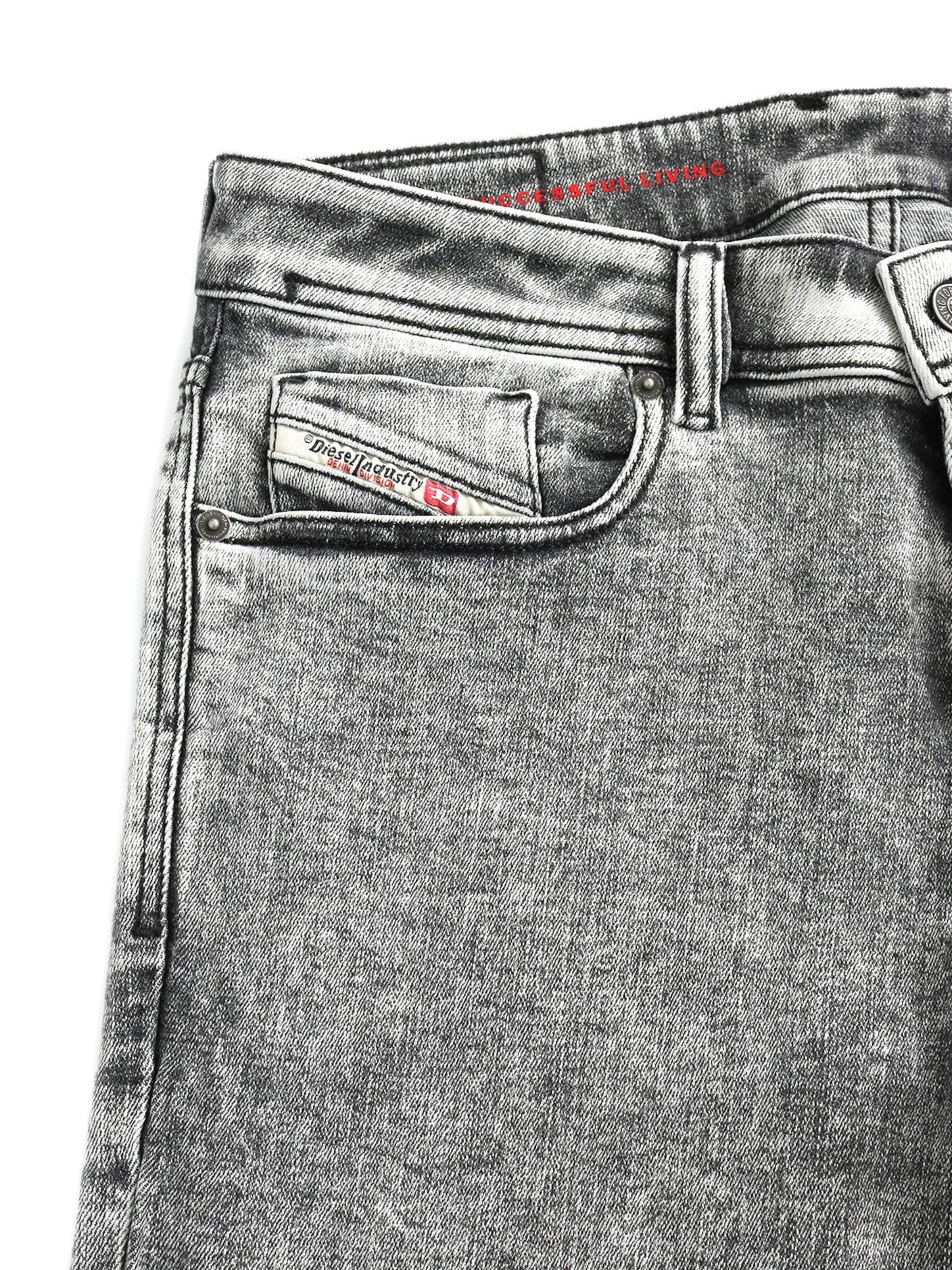 DIESEL Skinny Jeans '1979 Sleenker 09D89' i grå