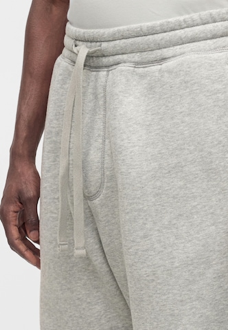 HOLLISTER - Ropa ancha Pantalón en gris