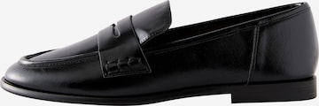 NextSlip On cipele 'Loafer' - crna boja: prednji dio