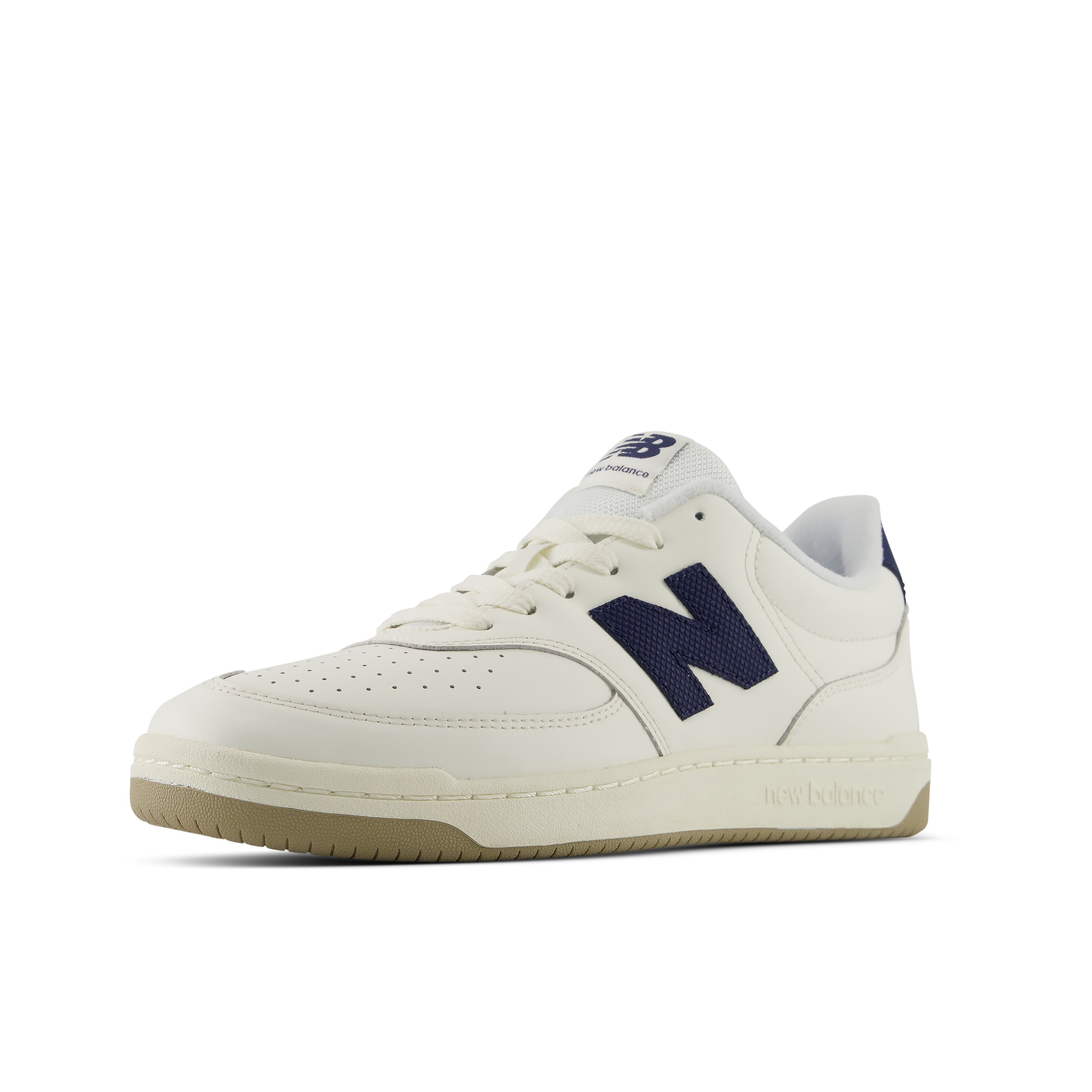 new balance Sneakers in White: front