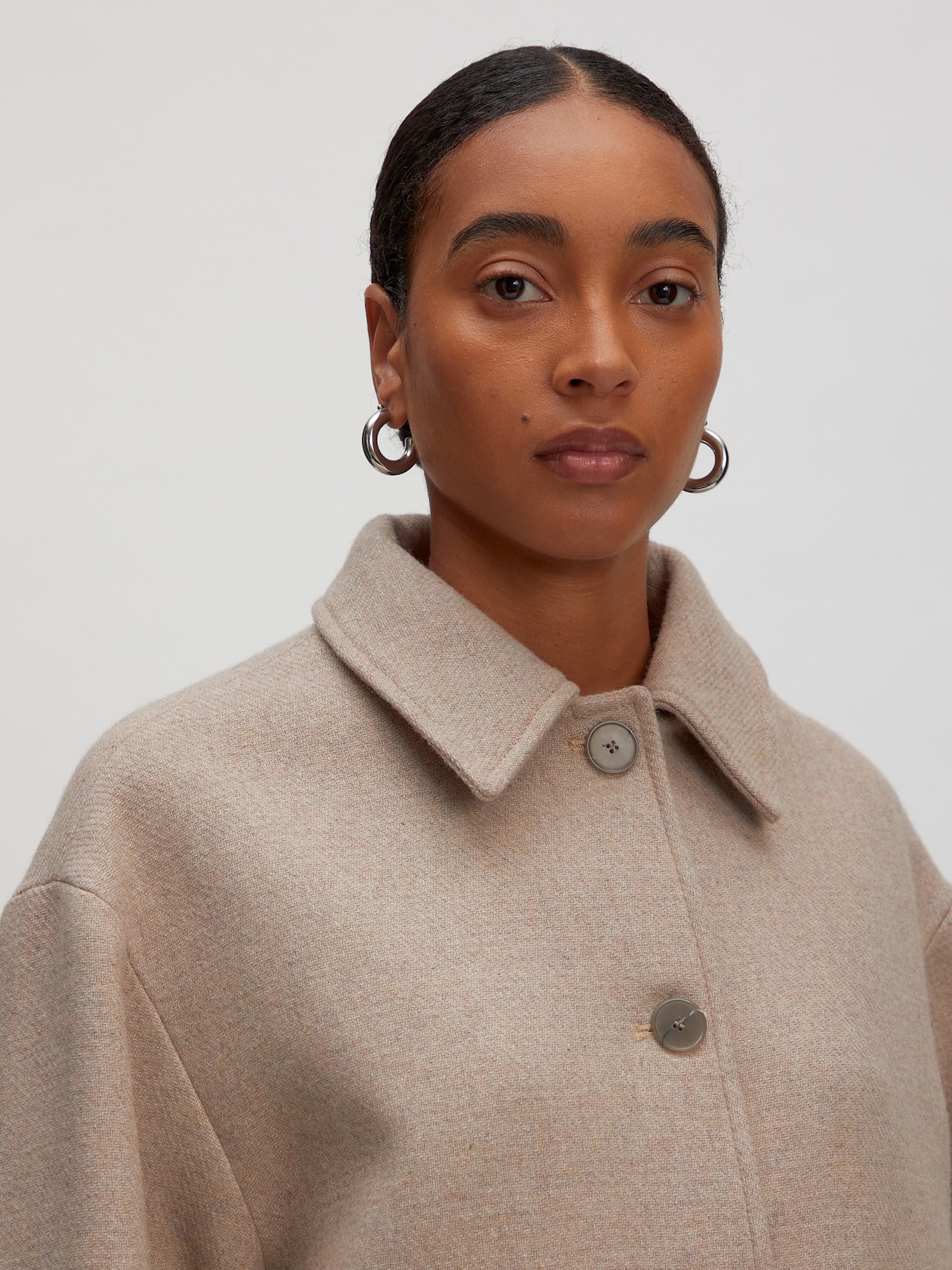 EDITED Producten Tussenjas 'Jen' Taupe