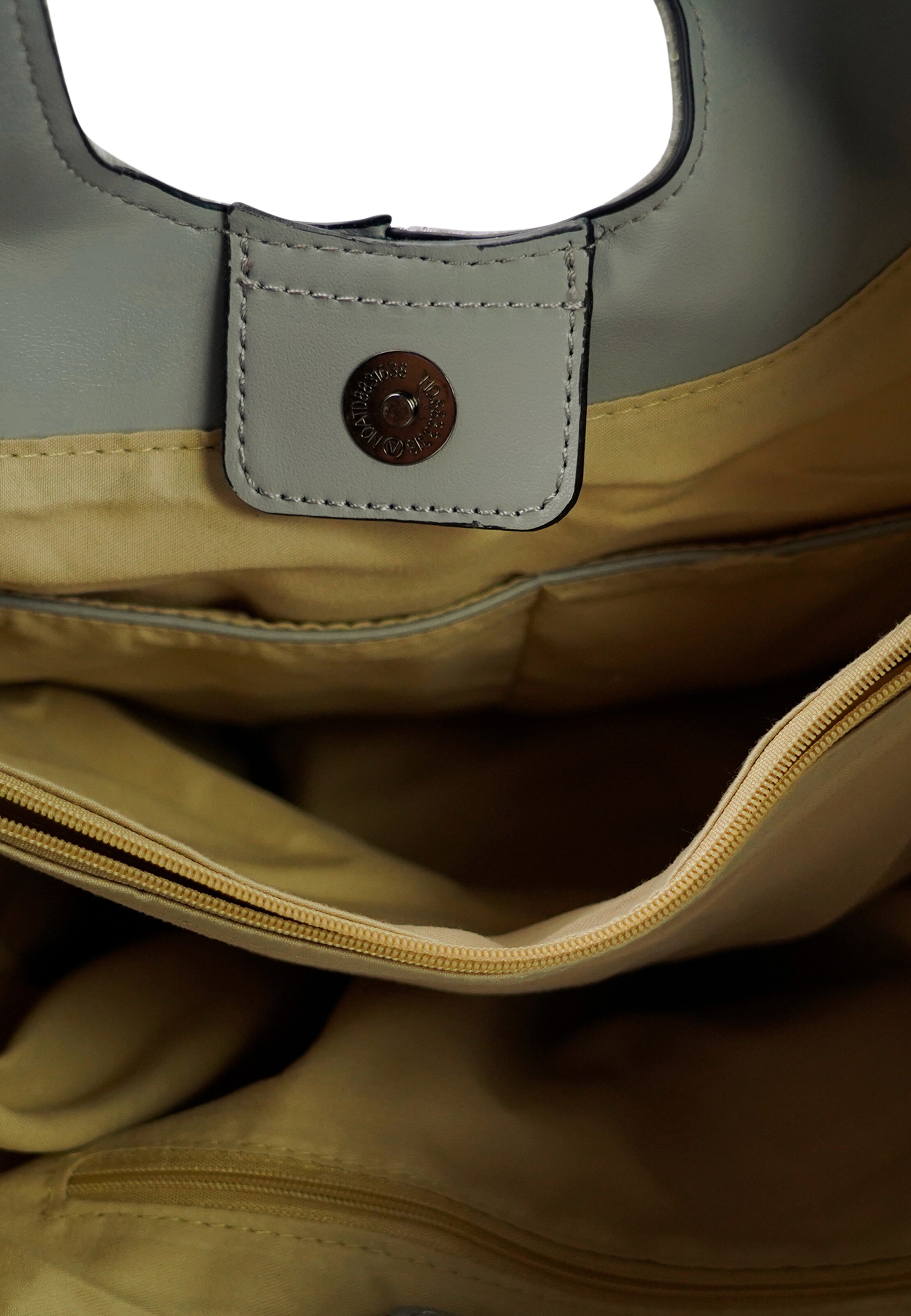 HARPA Handbag in Grey