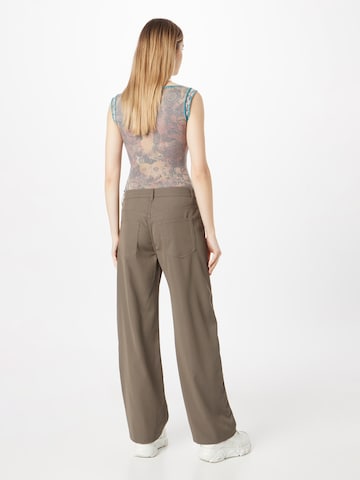 WEEKDAY Wide leg Pants 'Abigail' in Brown