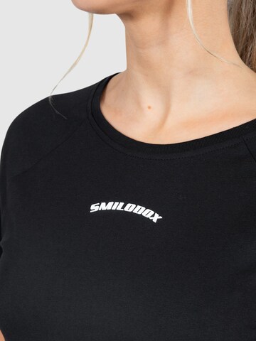 Smilodox T-Shirt 'Nalani' in Schwarz