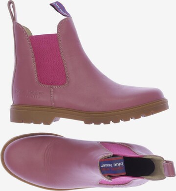 Blue Heeler Dress Boots in 37 in Pink: front