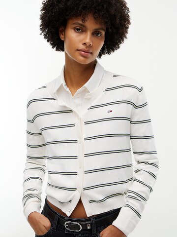 Tommy Jeans Strickjacke 'ESSENTIAL' in Weiß: Vorderseite