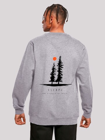 Sweat-shirt 'Escape Discover the World Pinetree' F4NT4STIC en gris