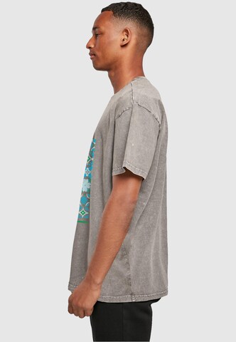 ABSOLUTE CULT Shirt 'Blue Beetle - Helmet' in Grijs