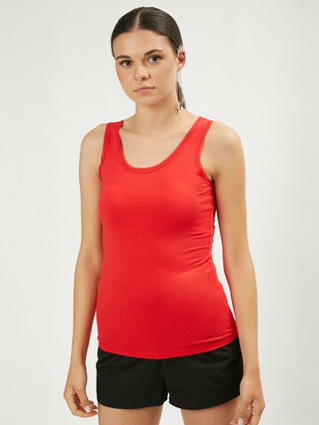 Influencer Top in Rood: voorkant