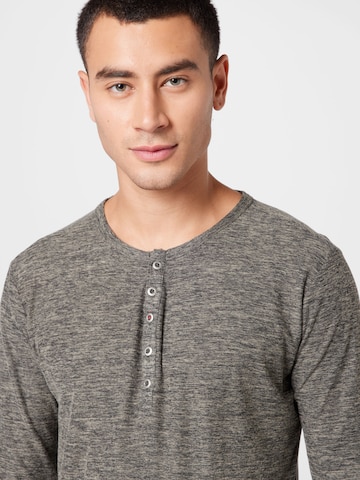 Key Largo Regular fit T-shirt 'Nils' i grå